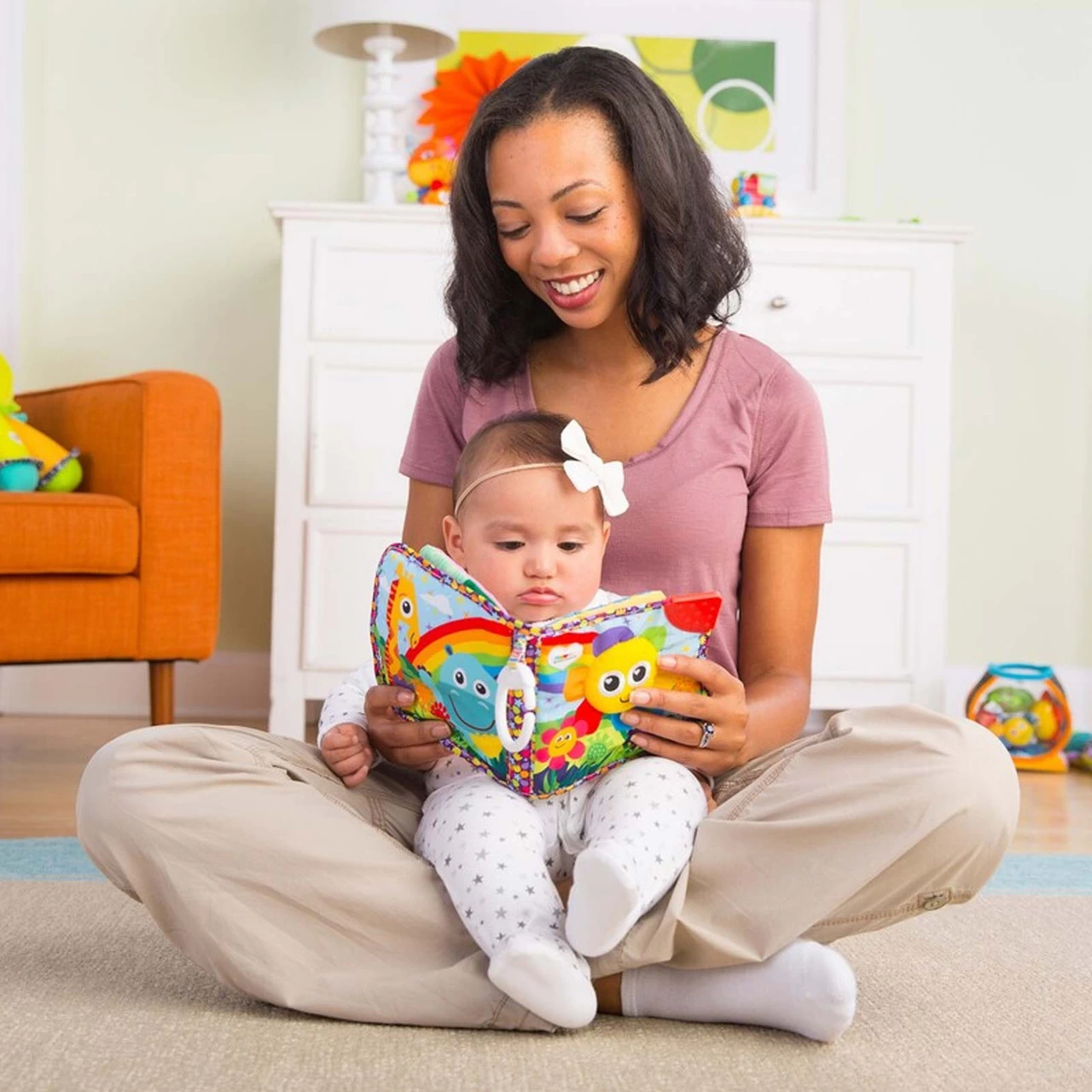 Lamaze Fun With Colours Soft Book - Image 3