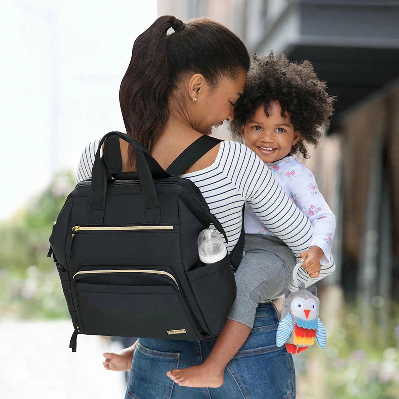 Skip Hop Main Frame Wide Open Baby Backpack - Black - Image 3